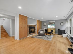2646 109 Place NE, Bellevue WA 98004