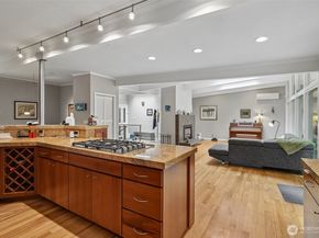 2646 109 Place NE, Bellevue WA 98004