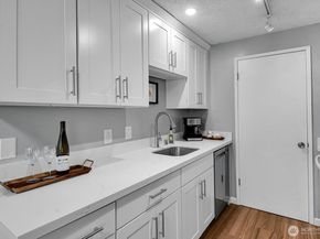 7217 NE 175th Street 220, Kenmore WA 98028