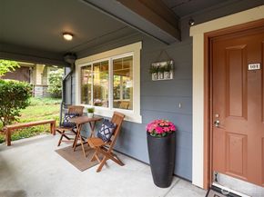 11304 124th Avenue NE 101, Kirkland WA 98033