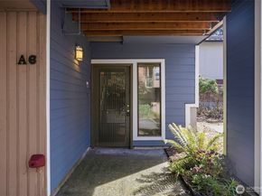 1417 N 200th Street A6, Shoreline WA 98133