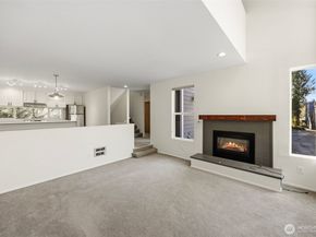 1417 N 200th Street A6, Shoreline WA 98133