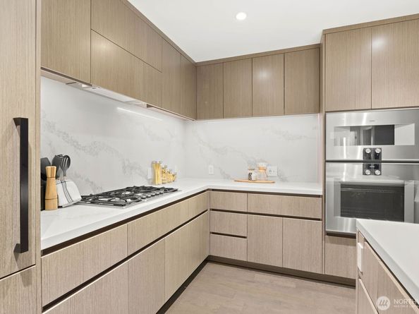 188 Bellevue Way NE 1202, Bellevue WA 98004