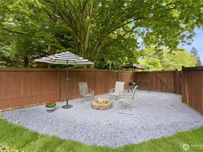 15410 Waynita Way NE, Bothell WA 98011
