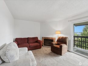 3515 S 160th Street C6, SeaTac WA 98188