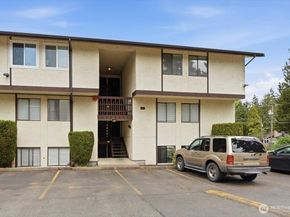 3515 S 160th Street C6, SeaTac WA 98188
