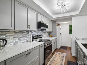 14401 SE Petrovitsky Rd D205, Renton WA 98058