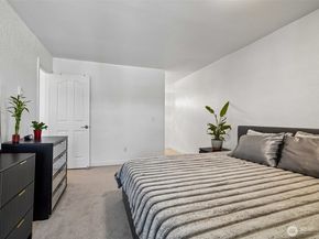 14401 SE Petrovitsky Rd D205, Renton WA 98058