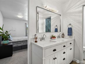 14401 SE Petrovitsky Rd D205, Renton WA 98058