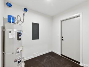4142 44th Avenue SW, Seattle WA 98116