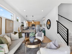 4142 44th Avenue SW, Seattle WA 98116
