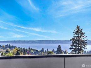 4142 44th Avenue SW, Seattle WA 98116