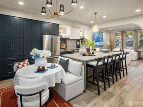 5037 25th Avenue SW, Seattle WA 98106