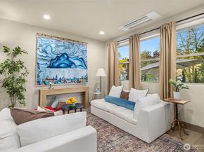 5037 25th Avenue SW, Seattle WA 98106