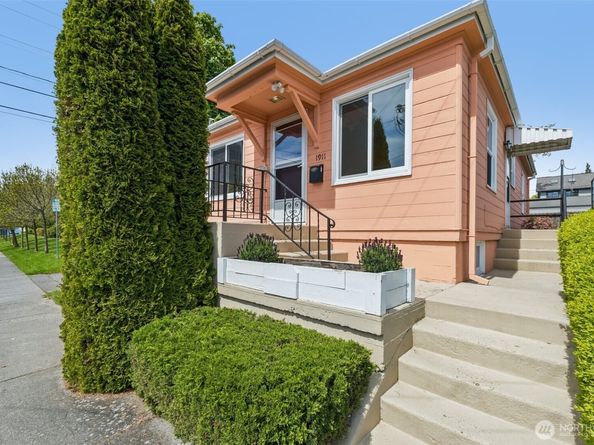 1911 13th Street, Everett WA 98201