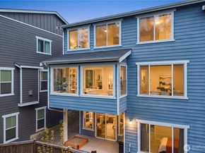 856 224th Avenue NE, Sammamish WA 98074