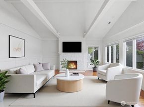1302 E Lakeshore Drive, Lake Stevens WA 98258