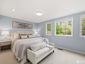 17202 NE 134th Place, Redmond WA 98052