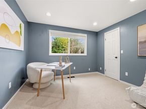 17202 NE 134th Place, Redmond WA 98052
