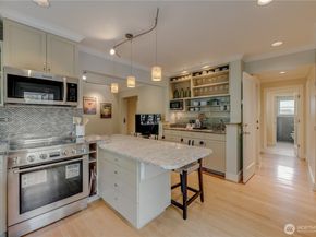 1311 N 78th Street, Seattle WA 98103