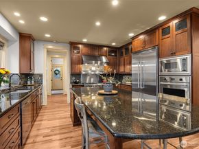 16305 SE 37th Street, Bellevue WA 98008