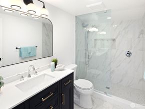 2500 Lorentz Place N, Seattle WA 98109