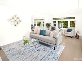 2500 Lorentz Place N, Seattle WA 98109