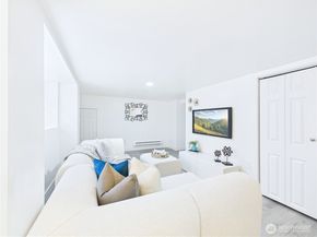 305 Meadow Avenue N, Renton WA 98057