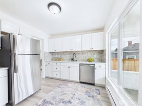 305 Meadow Avenue N, Renton WA 98057