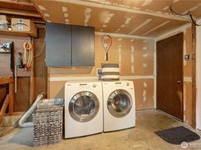 13528 95th Avenue NE, Kirkland WA 98034