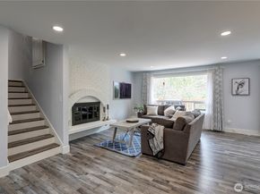 13528 95th Avenue NE, Kirkland WA 98034