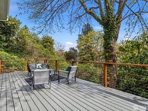 11210 Lakeside Avenue NE, Seattle WA 98125