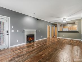 4710 SE Mill Pond Drive SE 303, Auburn WA 98092