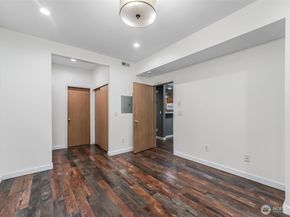 4710 SE Mill Pond Drive SE 303, Auburn WA 98092