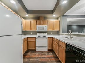 4710 SE Mill Pond Drive SE 303, Auburn WA 98092