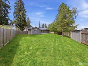 212 76th Place SW, Everett WA 98203