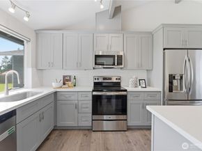 212 76th Place SW, Everett WA 98203