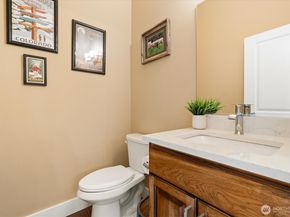 17722 E Lake Desire Drive SE, Renton WA 98058