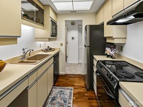 1301 Spring Street 5C, Seattle WA 98104