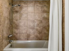 1301 Spring Street 5C, Seattle WA 98104