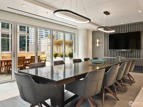 500 106th Avenue NE 3211, Bellevue WA 98004