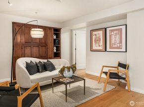 500 106th Avenue NE 3211, Bellevue WA 98004