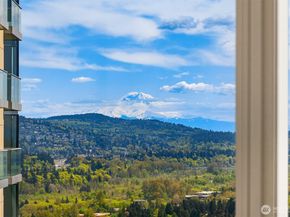 500 106th Avenue NE 3211, Bellevue WA 98004