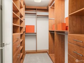 500 106th Avenue NE 3211, Bellevue WA 98004