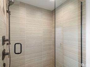 6743 Earl Avenue NW, Seattle WA 98117