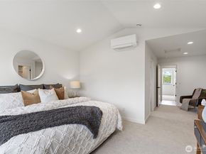 6743 Earl Avenue NW, Seattle WA 98117