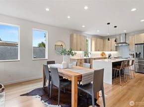 6743 Earl Avenue NW, Seattle WA 98117