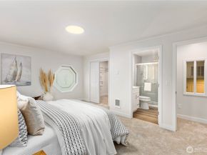 15212 Cascadian Way, Lynnwood WA 98087