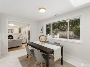 15212 Cascadian Way, Lynnwood WA 98087