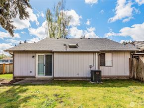 1021 30th Street NE, Auburn WA 98002
